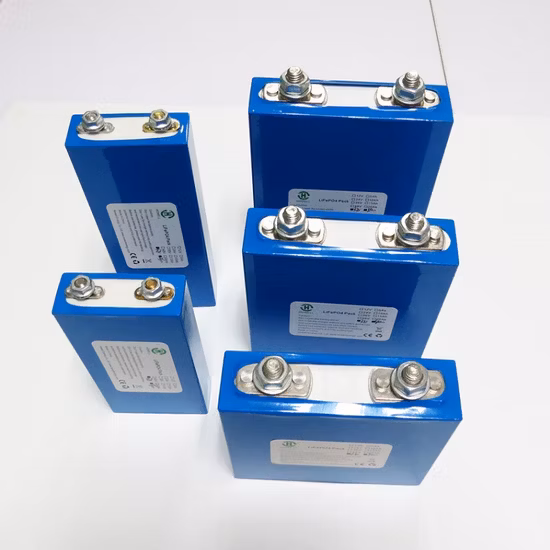 Cella di batteria prismatica ricaricabile delle cellule 3.2V 30ah 40ah 50ah LiFePO4 del sacchetto dello ione del litio